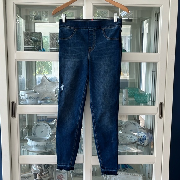 SPANX Distressed Ankle Skinny Jeans Medium Wash Size Medium - Picture 2 of 14